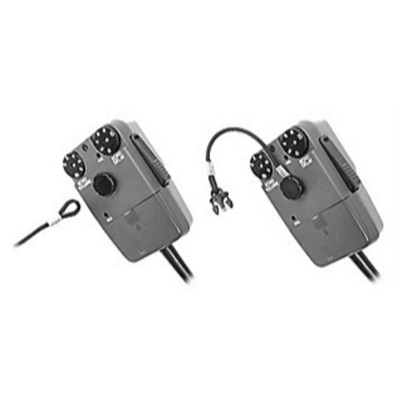 Voorbeeld van het bevestigen van een Gear Keeper RT4-4112 microfoon retractor aan een handmicrofoon