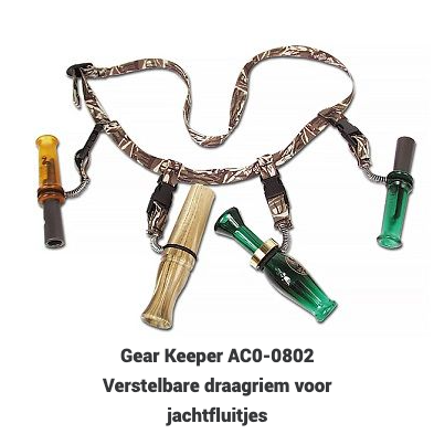 Voorbeeld van de verstelbare nekriem met side release aansluitingen waaraan je jachtfluit of wild lokfluitjes aan kunt bevestigen