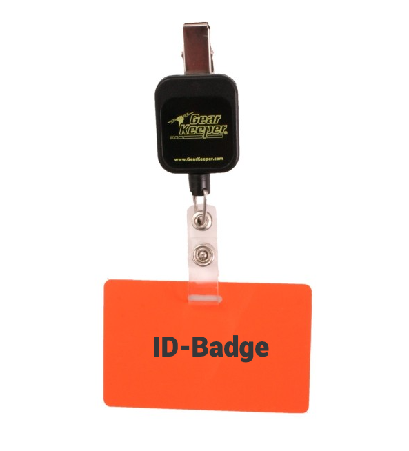 Voorbeeld van een toegangspasje of ID-badge bevestigd aan een Gear Keeper RT5-5813 retractor